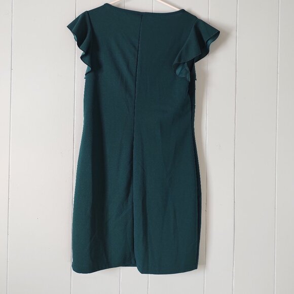 SHEIN Curve Basic Green Cap Sleeve Split V-neck Dress - Picture 2 of 7